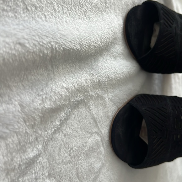 New Vince Camuto black, open toe, open mesh, leather booties. - Picture 6 of 6